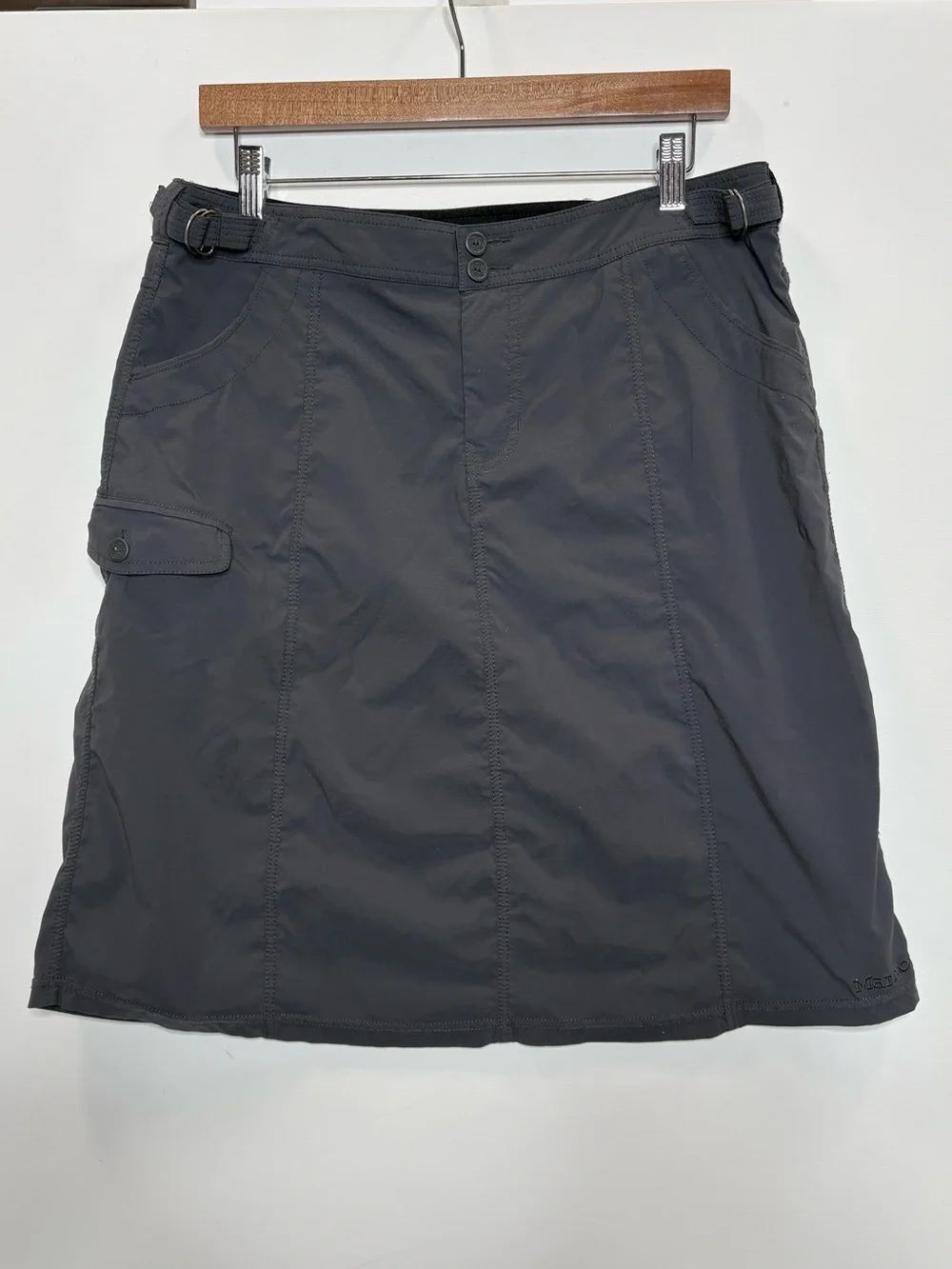 Marmot Cargo Pocket Utility Skirt Size 10 Dark Grey Lightweight Stretch Gorpcore